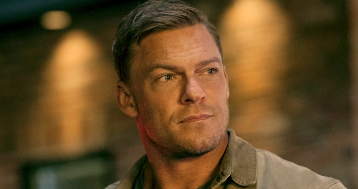 Alan Ritchson como Jack Reacher na série homónima da Prime Video